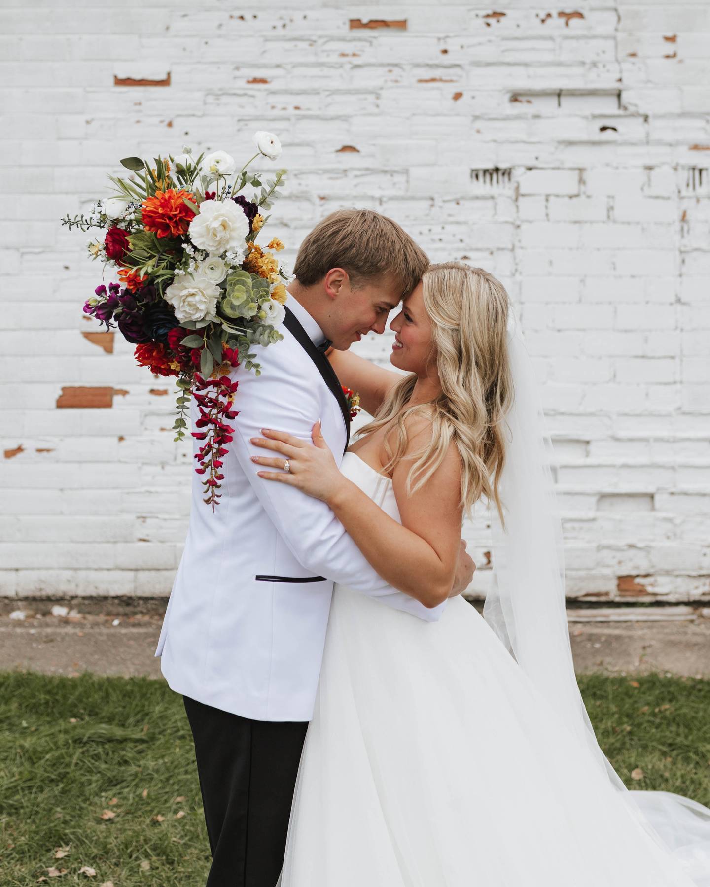 Bride Bouquet and Groom Boutonniere